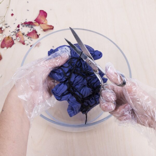 Kikkerland Crafters Indigo Bandana Kit