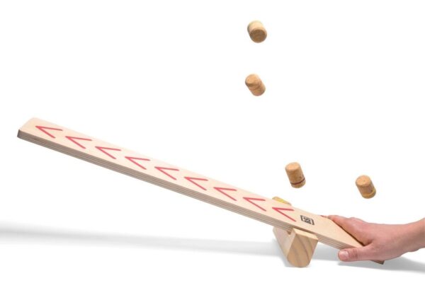 actiespel-kinderen-houten-ninjas-katapult-bs-toys.jpg BS Toys Lanceer de Ninja’s – houten katapultspel voor kinderen