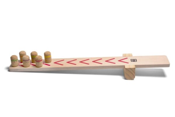 houten-katapultspel-kinderen-bs-toys-ninjas.jpg Lanceren en richten met houten ninja’s – vaardigheidsspel