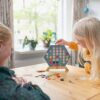 Gezellig samen spelen met BS Toys 3 bij elkaar aan tafel