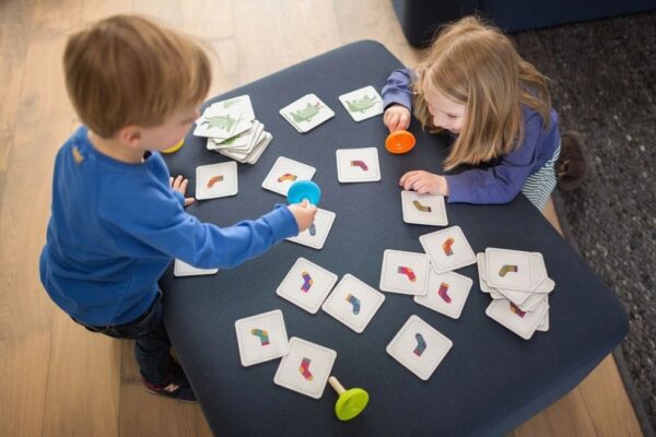 bs-toys-spel-geheugen-motoriek.jpg Actief memoryspel voor peuters en kleuters