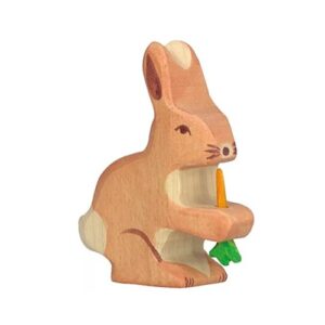 Van duurzaam hout handgemaakte konijn met wortel waldorf geinspiteerd van Holztiger bij Het Speellab