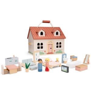 Woet poppenhuis inclusief twee houten poppetjes