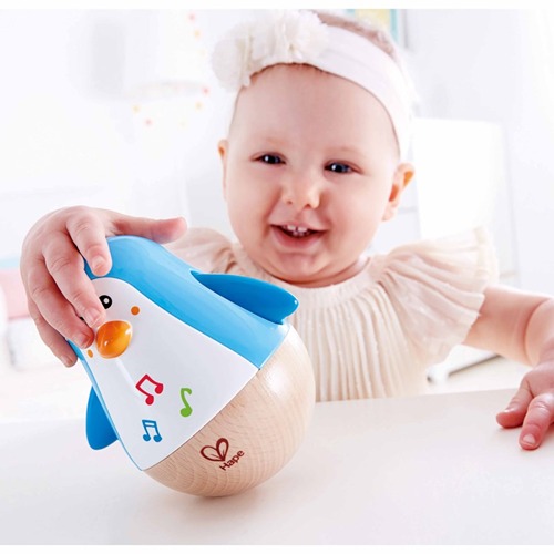 Hape Penguin wiebelpoppetje stimuleert motoriek bij baby’s